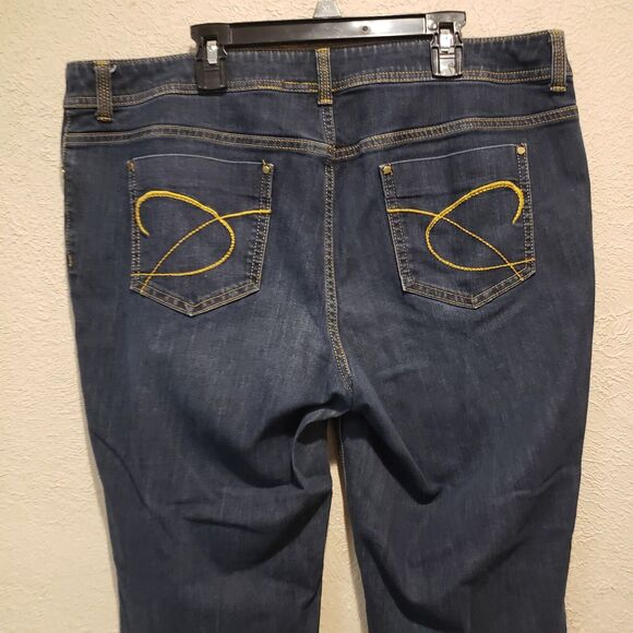 Chico's Platinum Crop Jeans Blue Size 2.5 Cropped Ankle Summer Beach - Picture 7 of 10